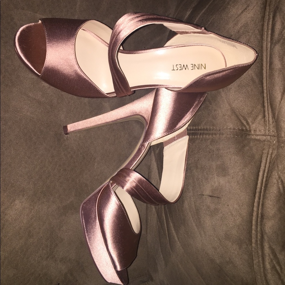 Rose heels